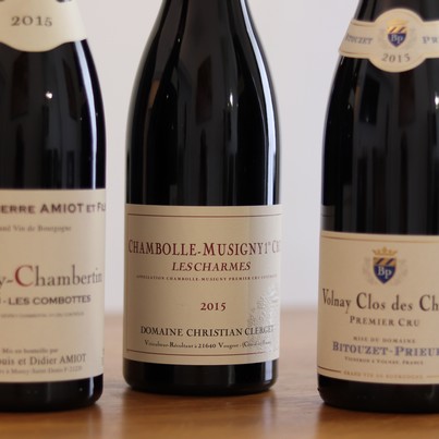 Participez à ce cours privé pour avoir l’occasion de déguster 8 vins rouges de Bourgogne du millésime 2015.