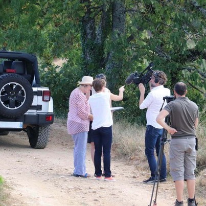 Sensation Vin appears during the TV show Echappées Belles, Bourgogne, Terre de vignes.