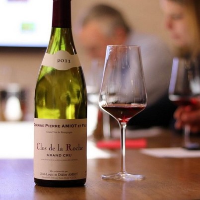 Ce Clos de la Roche 2011 est un grand cru de la Cote de Nuits. La dégustation a eu lieu lors du cours d'oenologie "Sensation Grands Crus" organisé par Sensation Vin à Beaune.